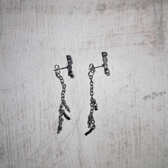 Silver Crystal Drop Dangle Earings - Picture 4 of 4